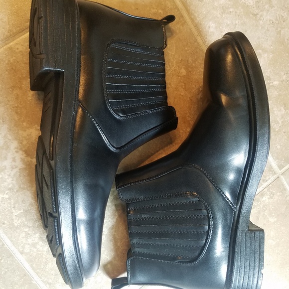 Covington Other - Men's Black Slip-on Ankle Length Boots 9.5
